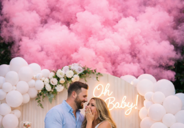 Gender Reveal Paket mit Feuerwerk mieten